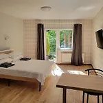 Glory Hotel *