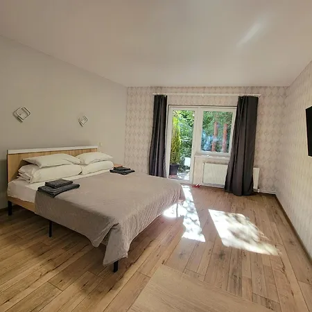 Glory Hotel