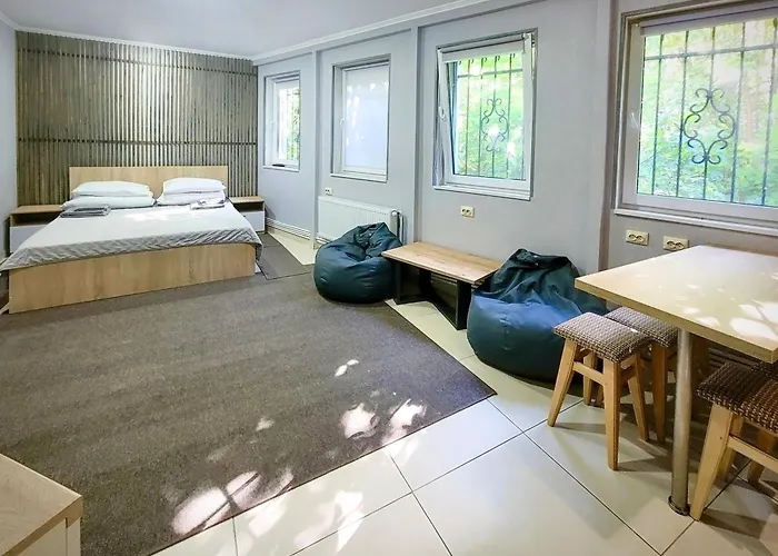 Glory Hotel *