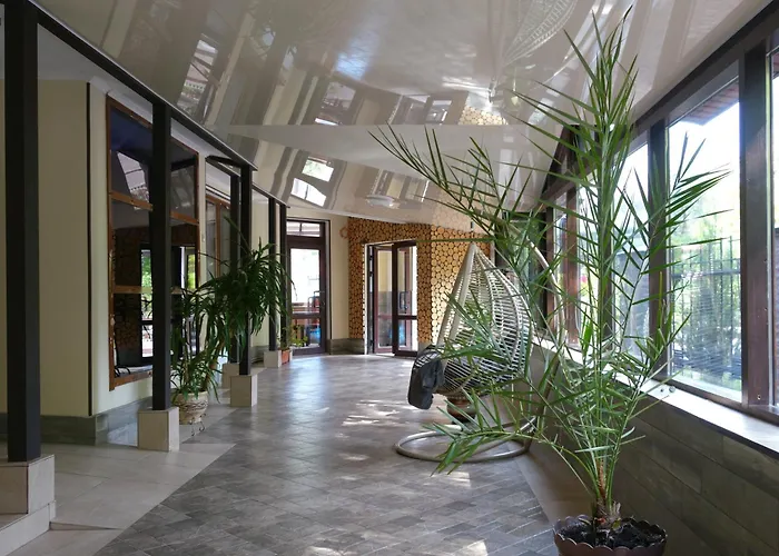 Glory Hotel
